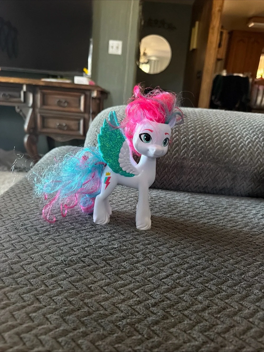 Hasbro My Little Pony A New Generation Shining Adventures 6” Zipp Storm Figure